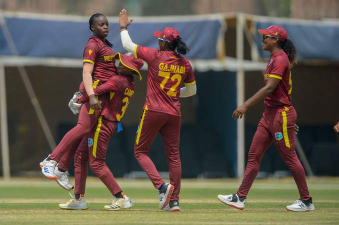 Aaliyah Alleyne celebrates wicket of Nigar Sultana with her teammates